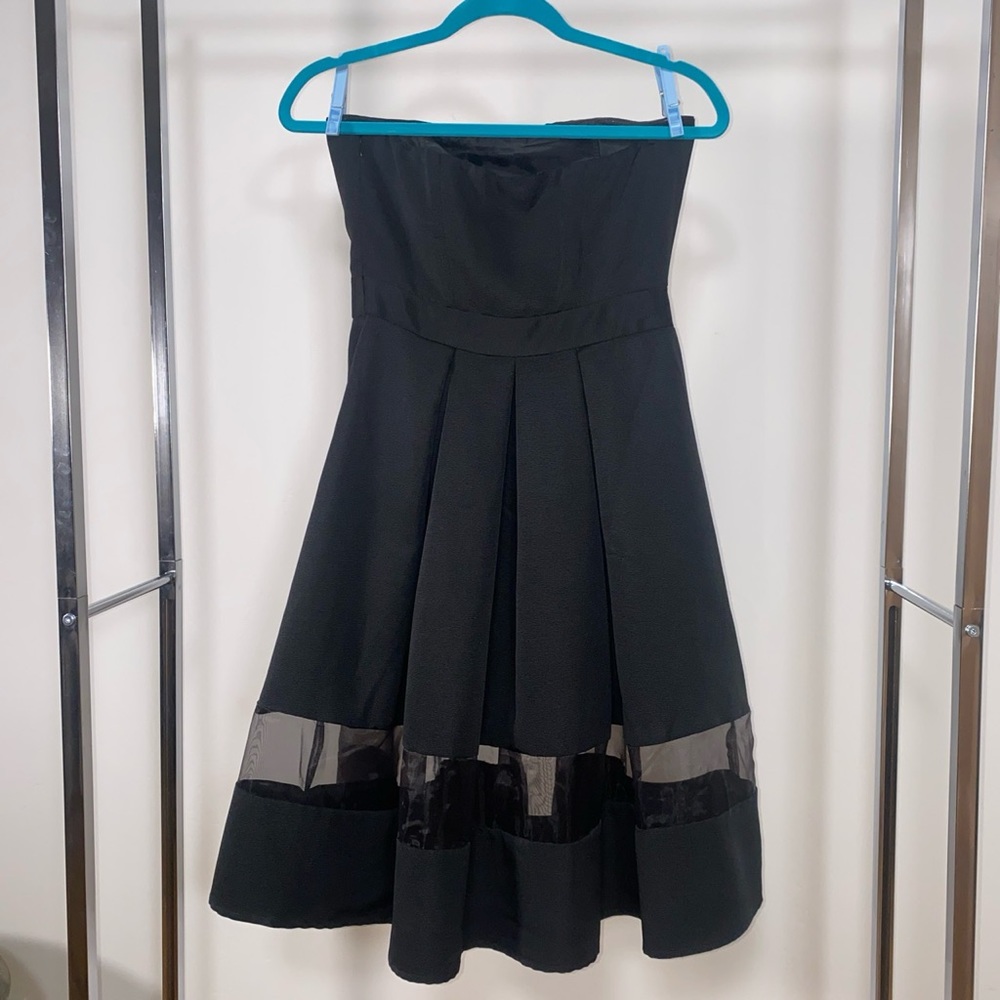 Express Dress - Picture 2 of 3